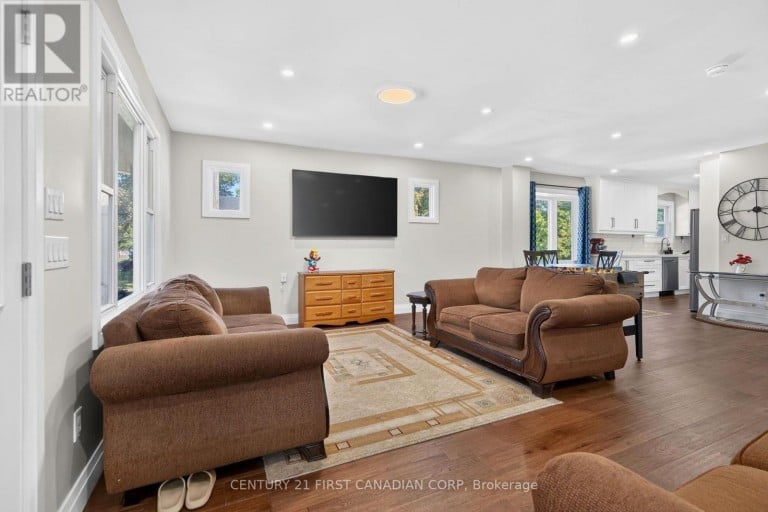 569 CHEAPSIDE STREET, London East (East B), Ontario, N5Y3X7