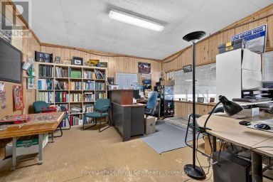 11233 2ND LINE Milton (Campbellville) Ontario photo 40
