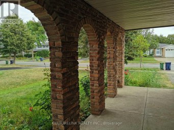 18 WESTWATER DRIVE Toronto (L'Amoreaux) Ontario photo 4