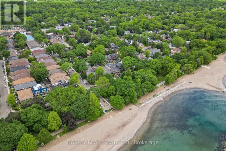 204 - 15 GLEN MANOR DRIVE, Toronto (The Beaches), Ontario, M4E2X3