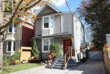 MAIN LEVEL STUDIO - 1 HIAWATHA ROAD Toronto (Greenwood-Coxwell) Ontario photo 1