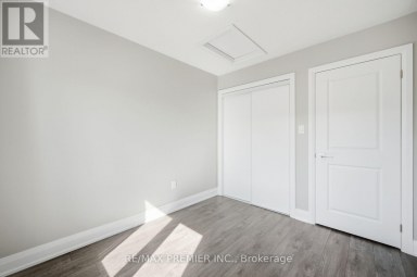 72 LUISA STREET Bradford West Gwillimbury (Bradford) Ontario photo 30