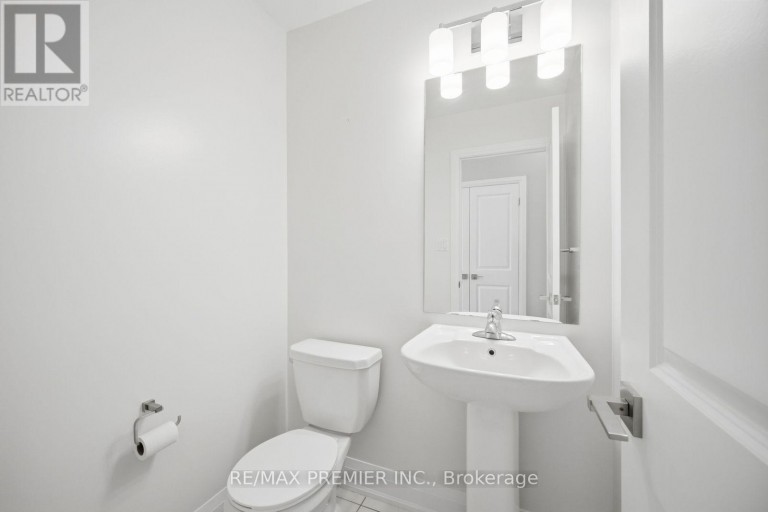 72 LUISA STREET, Bradford West Gwillimbury (Bradford), Ontario, L3Z0P1