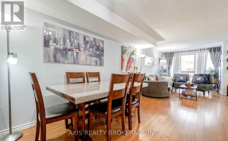 322 - 364 THE EAST MALL STREET, Toronto (Islington-City Centre West), Ontario, M9B6C5
