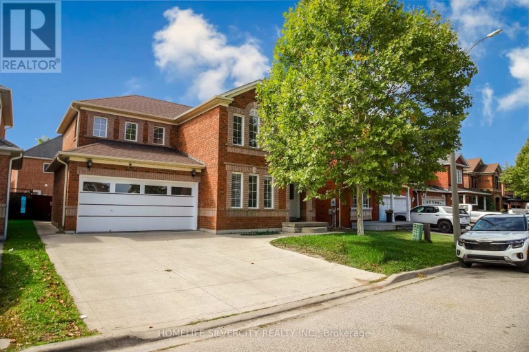 22 MEADOW GLADE ROAD, Brampton (Sandringham-Wellington), Ontario, L6R1Z7
