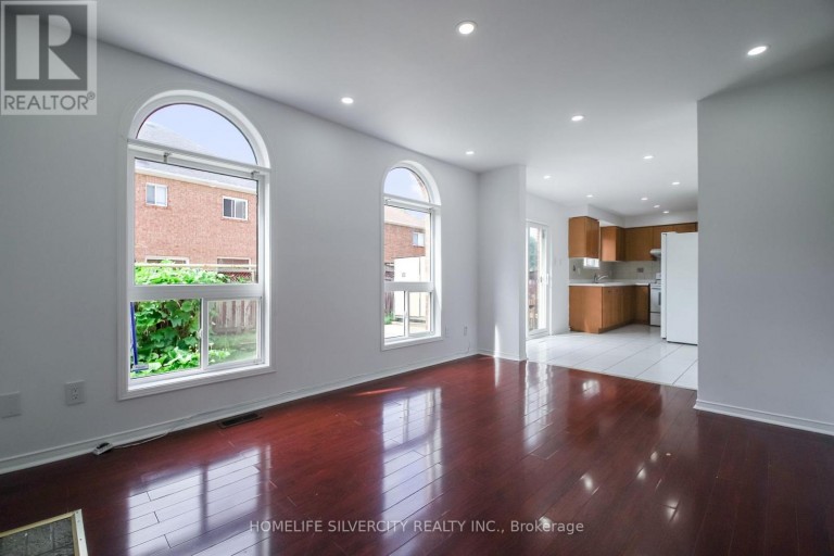 22 MEADOW GLADE ROAD, Brampton (Sandringham-Wellington), Ontario, L6R1Z7