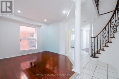 22 MEADOW GLADE ROAD Brampton (Sandringham-Wellington) Ontario photo 17