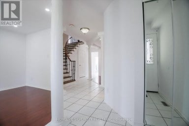 22 MEADOW GLADE ROAD Brampton (Sandringham-Wellington) Ontario photo 18