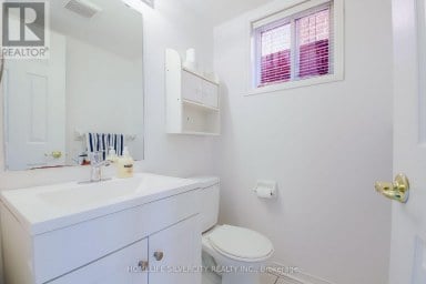 22 MEADOW GLADE ROAD Brampton (Sandringham-Wellington) Ontario photo 24