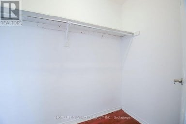 22 MEADOW GLADE ROAD Brampton (Sandringham-Wellington) Ontario photo 35