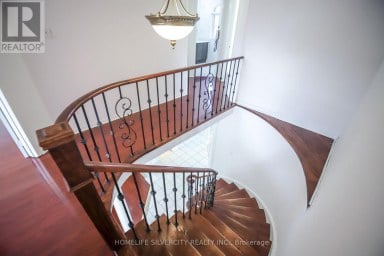 22 MEADOW GLADE ROAD Brampton (Sandringham-Wellington) Ontario photo 43