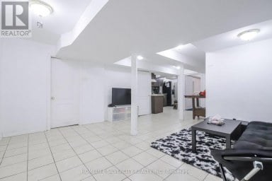 22 MEADOW GLADE ROAD Brampton (Sandringham-Wellington) Ontario photo 45