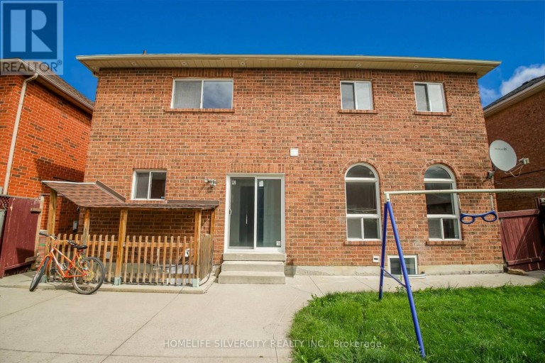 22 MEADOW GLADE ROAD, Brampton (Sandringham-Wellington), Ontario, L6R1Z7