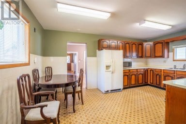 225 Beverley ST Sault Ste Marie Ontario photo 11