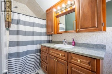 225 Beverley ST Sault Ste Marie Ontario photo 19