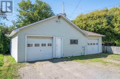 225 Beverley ST Sault Ste Marie Ontario photo 3