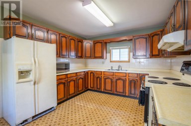 225 Beverley ST Sault Ste Marie Ontario photo 9