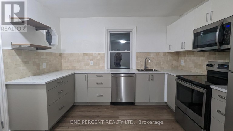 1 - 249 EAST 18TH STREET, Hamilton (Inch Park), Ontario, L9A4P5