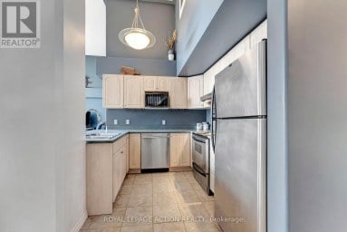 212 - 111 GREY STREET Brantford Ontario photo 3