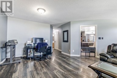 23999 MAYFAIR ROAD Adelaide Metcalfe Ontario photo 18