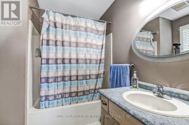 23999 MAYFAIR ROAD Adelaide Metcalfe Ontario photo 20