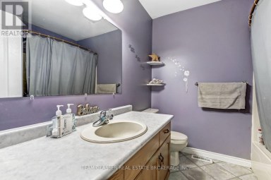 23999 MAYFAIR ROAD Adelaide Metcalfe Ontario photo 24