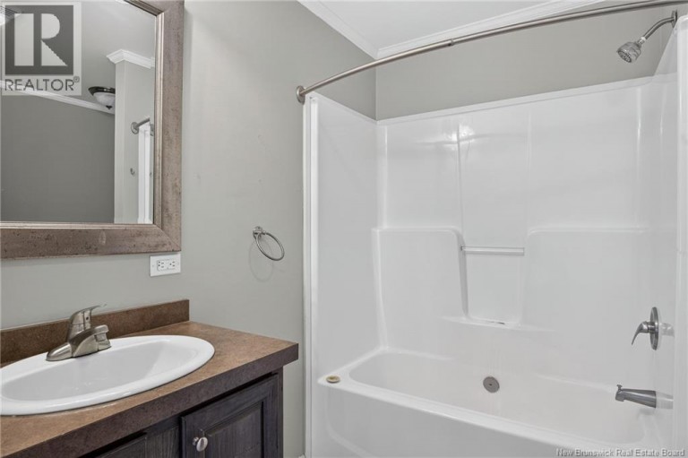 3 Daisy Street, Saint John, New Brunswick, E2M5M9