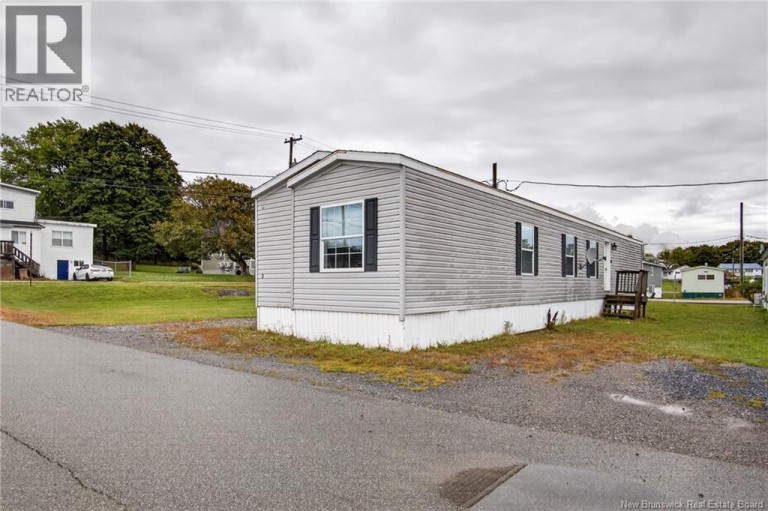 3 Daisy Street, Saint John, New Brunswick, E2M5M9