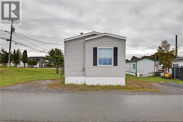 3 Daisy Street, Saint John, New Brunswick, E2M5M9
