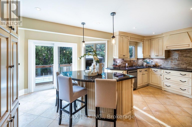 106 TILMAN CIRCLE, Markham (Markham Village), Ontario, L3P5V3