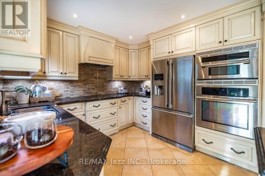 106 TILMAN CIRCLE Markham (Markham Village) Ontario photo 14