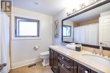 106 TILMAN CIRCLE Markham (Markham Village) Ontario photo 40