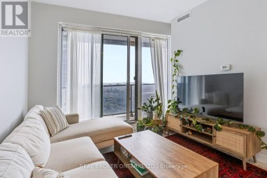 4207 - 2221 YONGE STREET Toronto (Mount Pleasant West) Ontario photo 1