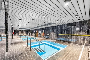 4207 - 2221 YONGE STREET Toronto (Mount Pleasant West) Ontario photo 18