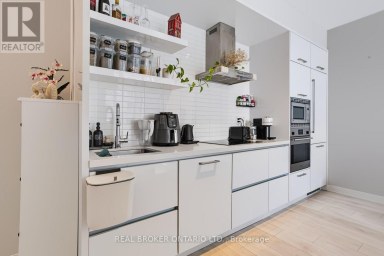 4207 - 2221 YONGE STREET Toronto (Mount Pleasant West) Ontario photo 5