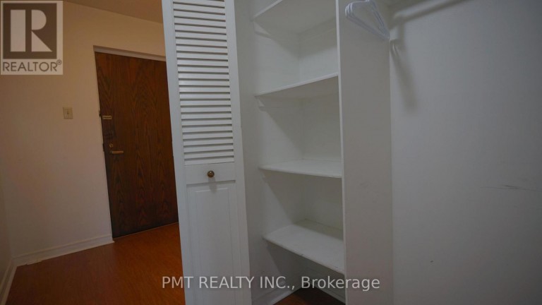 3107 - 65 HARBOUR SQUARE, Toronto (Waterfront Communities), Ontario, M5J2L4