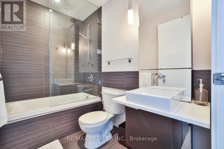 1606 - 8 CHARLOTTE STREET, Toronto (Waterfront Communities), Ontario, M5V0K4