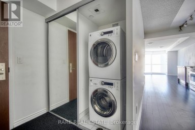 1024 - 386 YONGE STREET Toronto (Bay Street Corridor) Ontario photo 15