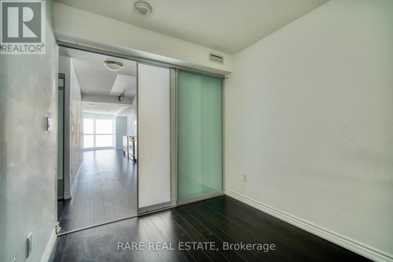 1024 - 386 YONGE STREET, Toronto (Bay Street Corridor), Ontario, M6B0A5