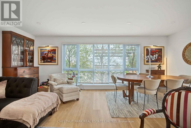 201 - 40 ROSEHILL ROAD, Toronto (Rosedale-Moore Park), Ontario, M4T1G5