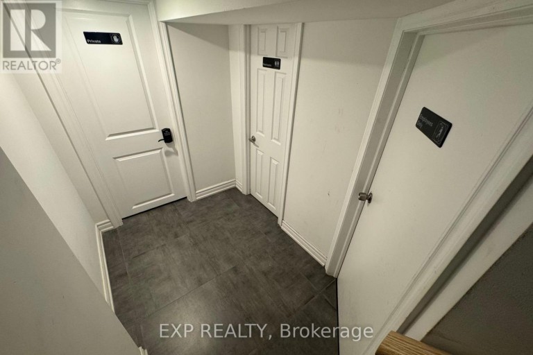 287 COLLEGE STREET, Toronto (Kensington-Chinatown), Ontario, M5T1S2