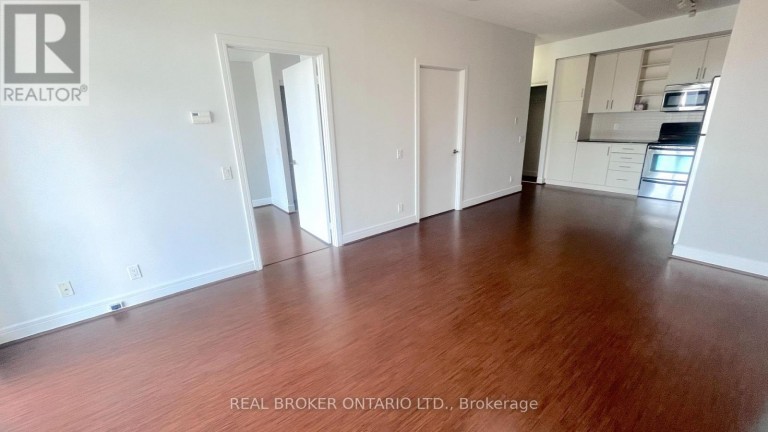 1702 - 112 GEORGE STREET, Toronto (Moss Park), Ontario, M5A2M5