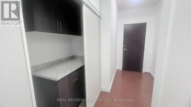 1702 - 112 GEORGE STREET Toronto (Moss Park) Ontario photo 6