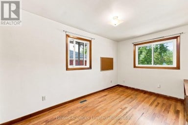 687 LUNDY'S LANE Peterborough (Otonabee Ward 1) Ontario photo 17