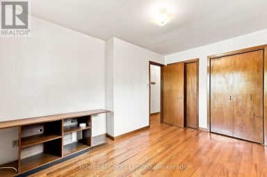 687 LUNDY'S LANE Peterborough (Otonabee Ward 1) Ontario photo 18