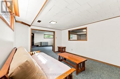 687 LUNDY'S LANE Peterborough (Otonabee Ward 1) Ontario photo 32
