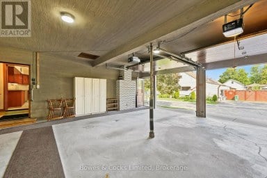 687 LUNDY'S LANE Peterborough (Otonabee Ward 1) Ontario photo 39