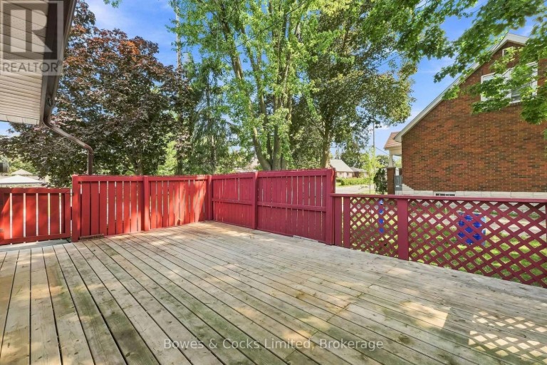 687 LUNDY'S LANE, Peterborough (Otonabee Ward 1), Ontario, K9J4J9