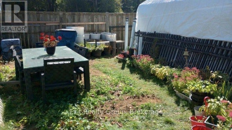 33 GLASTONBURY ROAD, Addington Highlands (Addington Highlands), Ontario, K0H2G0