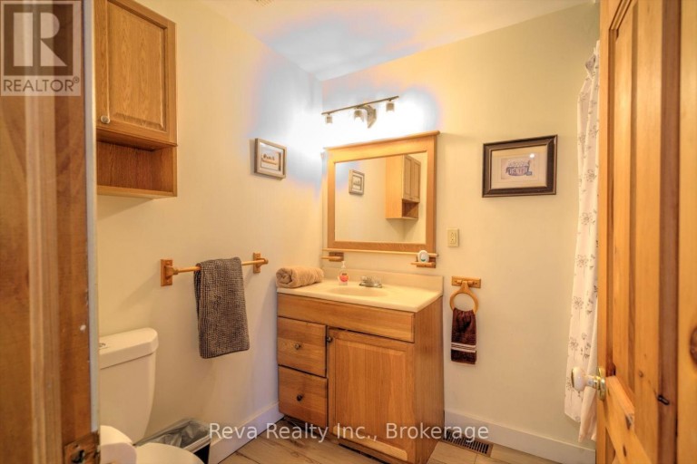 70A HOLLAND LAKE ROAD, Bancroft (Bancroft Ward), Ontario, K0L1C0